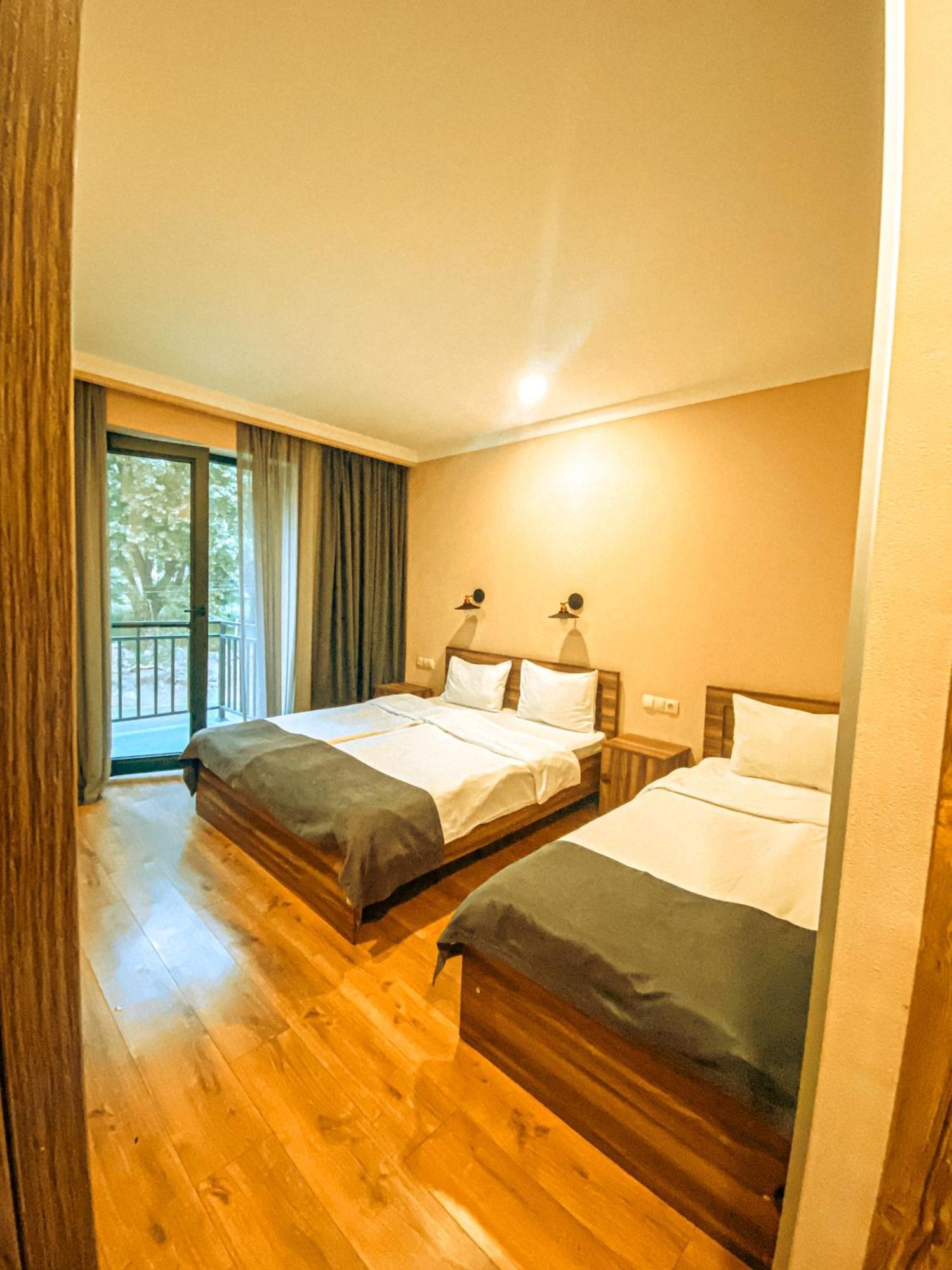 Hotel Gold Kazbegi Ngoại thất bức ảnh